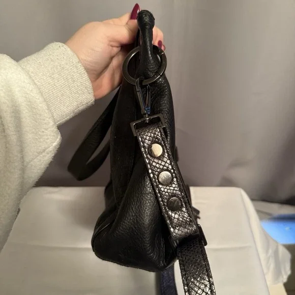 Hammitt Los Angeles Daniel Large Black Leather Crossbody Bag Purse Metallic - Picture 8 of 16